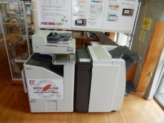 カラー印刷機